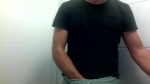 ilcaponero online show from April 26, 2026, 9:45 pm