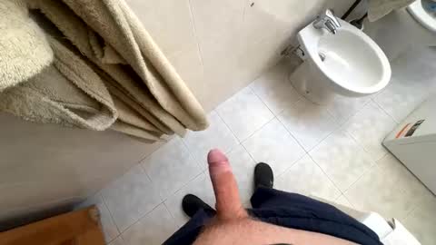 ilconte81 online show from January 1, 2025, 10:54 am