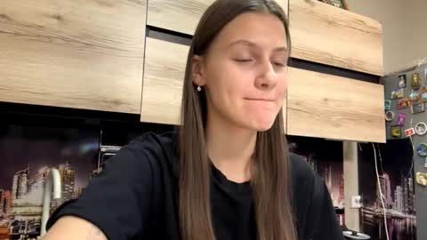 Snapshot of ilianaportwood chatting on February 17, 2026, 10:12 am Sophie online show from February 17, 2026, 10:12 am