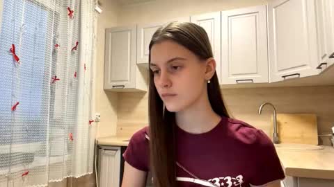 Snapshot of ilianaportwood chatting on March 10, 2026, 12:10 pm Sophie online show from March 10, 2026, 12:10 pm