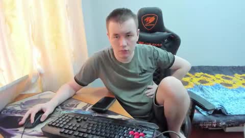 iliaskris online show from October 21, 2025, 9:32 am