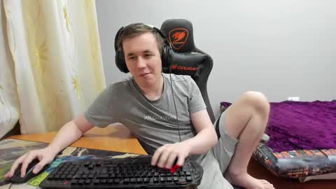 iliaskris online show from December 17, 2025, 4:24 pm