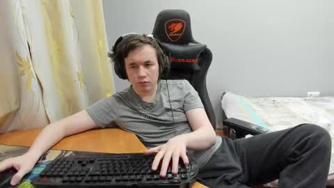 iliaskris online show from March 20, 2026, 8:03 pm