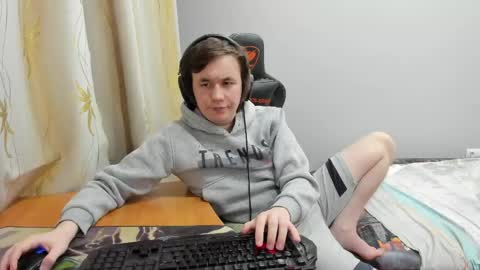 iliaskris online show from April 19, 2026, 6:10 pm