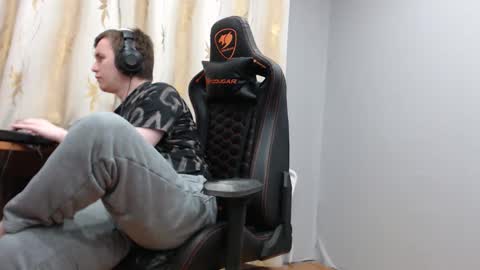 lord online show from December 22, 2025, 10:40 pm