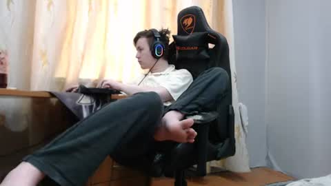 Snapshot of iliaskrisloveee chatting on July 10, 2026, 1:47 pm lord online show from July 10, 2026, 1:47 pm