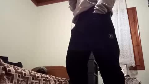 iliaspale online show from February 26, 2025, 2:14 pm