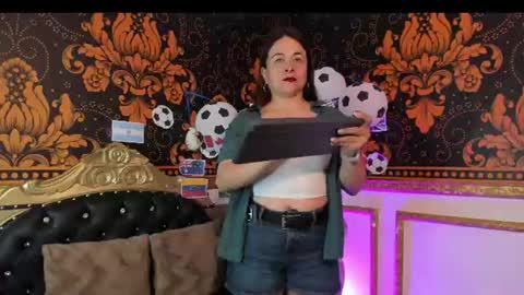 LILY online show from June 25, 2026, 11:37 am