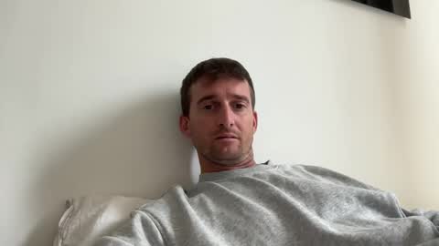 illbeurdadddyyy69 online show from May 7, 2026, 10:20 am