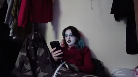 Snapshot of illlypad_lilac chatting on June 20, 2026, 9:28 pm Lilly online show from June 20, 2026, 9:28 pm