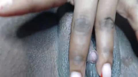 Sandrah online show from October 28, 2025, 11:51 pm