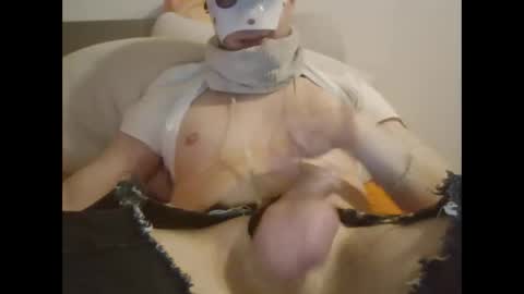 iluvhottenns online show from February 28, 2025, 2:31 am