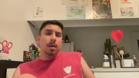 iluvmickyds online show from April 19, 2026, 12:15 pm