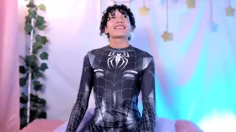 Alejo independent model   online show from April 18, 2026, 2:59 am