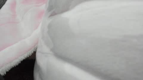 im_alesa online show from November 25, 2025, 11:21 am