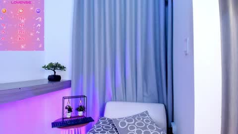  LUCY online show from January 31, 2025, 1:54 am