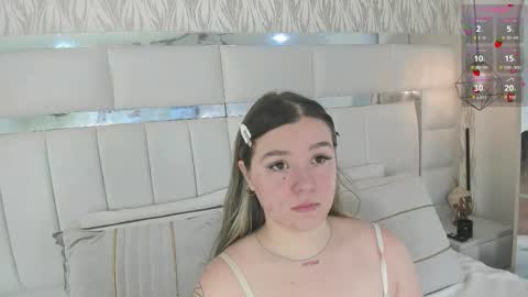 DAHLIA online show from September 9, 2025, 8:52 pm