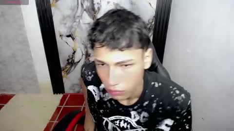 im_david01 online show from December 3, 2025, 1:09 pm