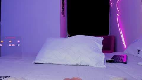 Eli  online show from January 28, 2025, 5:00 am