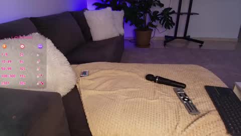 Eli  online show from April 21, 2026, 8:55 pm