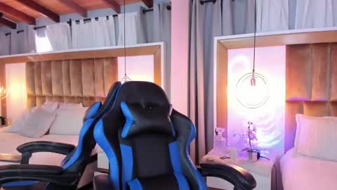 Anna  online show from December 13, 2024, 3:00 pm