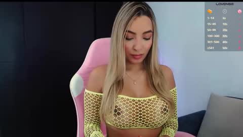 Snapshot of im_grecia chatting on October 17, 2025, 7:05 pm Grecia online show from October 17, 2025, 7:05 pm