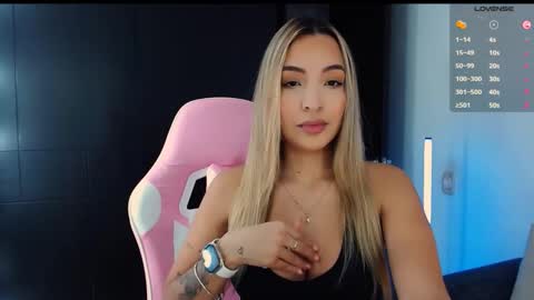 Snapshot of im_grecia chatting on November 9, 2025, 9:13 pm Grecia online show from November 9, 2025, 9:13 pm