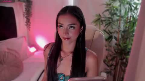 Snapshot of im_isabellaa chatting on July 31, 2026, 8:41 pm Isa online show from July 31, 2026, 8:41 pm
