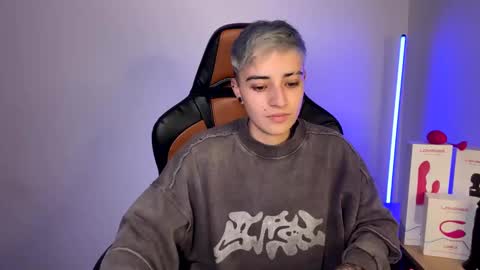 Laia online show from February 1, 2025, 2:58 am