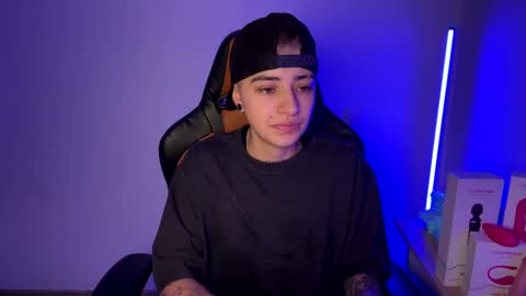 Laia online show from February 15, 2025, 10:11 am