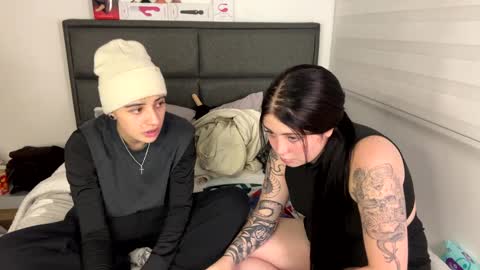 Laia online show from February 21, 2025, 5:13 am