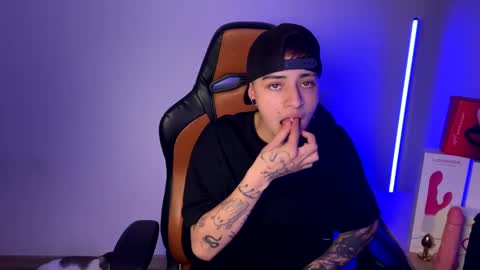 Laia online show from February 27, 2025, 5:56 am