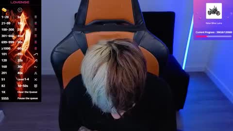 Laia online show from October 16, 2025, 10:11 pm