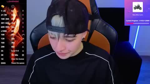 Laia online show from October 20, 2025, 10:21 pm