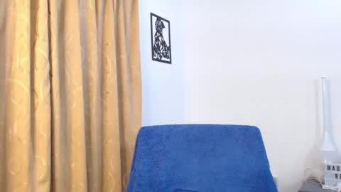 im madissonwell online show from February 25, 2025, 2:54 pm