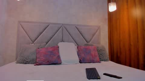 Manu  online show from March 9, 2026, 3:05 pm