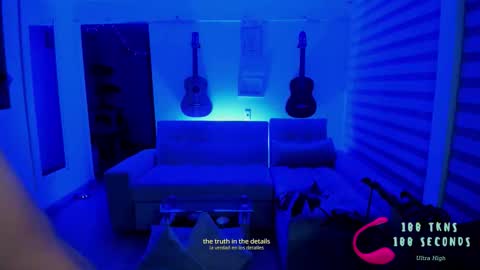 im_mariana online show from November 22, 2025, 3:49 am