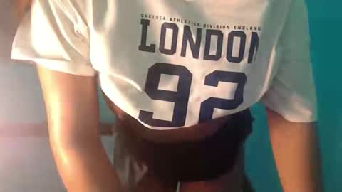im_maxine20 online show from May 22, 2026, 12:29 am