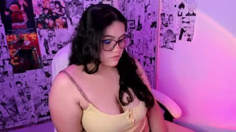 mei mei uwu online show from April 11, 2026, 1:43 am