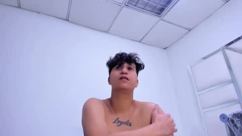 milan online show from September 26, 2025, 5:00 am