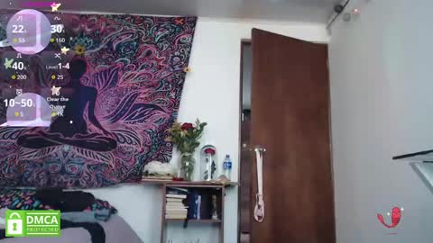 Cutie pie online show from November 19, 2025, 2:06 pm