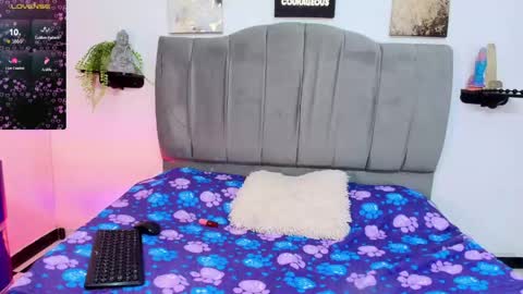Snapshot of im_riley_ chatting on April 28, 2026, 7:08 pm im_riley_ online show from April 28, 2026, 7:08 pm