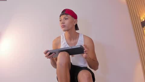 im_sebaslopez online show from February 17, 2025, 3:36 am