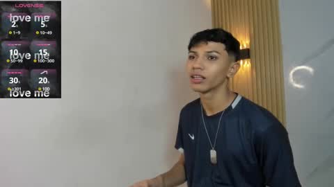 im_sebaslopez online show from March 9, 2025, 3:43 am