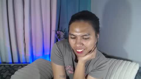 Snapshot of im_ur_girl_demure chatting on July 30, 2026, 2:43 am kyline online show from July 30, 2026, 2:43 am