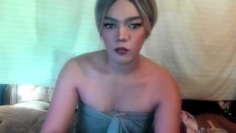 ella may online show from January 27, 2025, 4:09 am