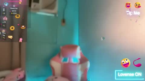 Snapshot of im_your_sexy_wifexxx chatting on March 9, 2026, 6:28 am Ms. M online show from March 9, 2026, 6:28 am