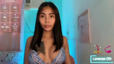 Snapshot of im_your_sexy_wifexxx chatting on May 22, 2026, 2:19 am Ms. M online show from May 22, 2026, 2:19 am