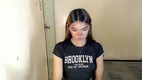 Snapshot of im_yourfairyannaxx chatting on May 9, 2026, 12:54 pm im_yourfairyannaxx online show from May 9, 2026, 12:54 pm