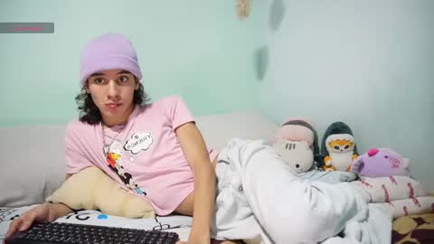 Colton Alvin Independent model online show from January 29, 2025, 2:51 am